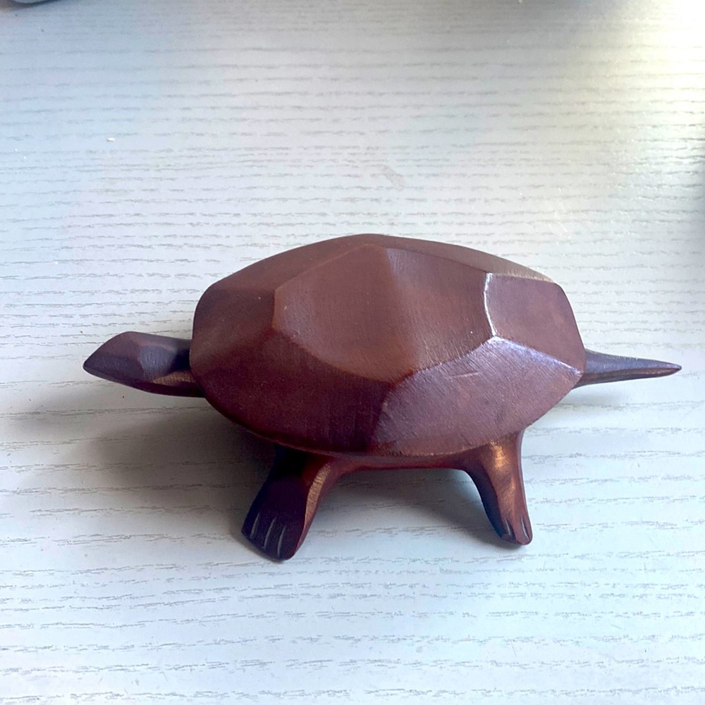 Vintage mahogany handcarved turtle trinket box.